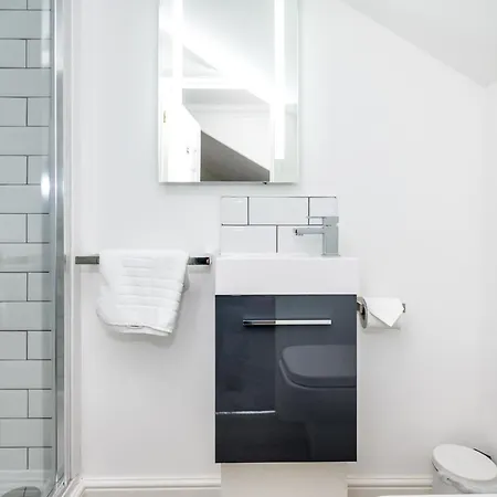 6 Longfield Terrace Elegant, Modern 5 Bed House With Free Parking Pass The Keys * יורק