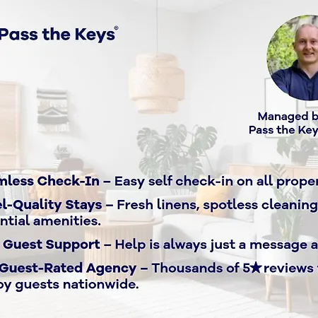 6 Longfield Terrace Elegant, Modern 5 Bed House With Free Parking Pass The Keys