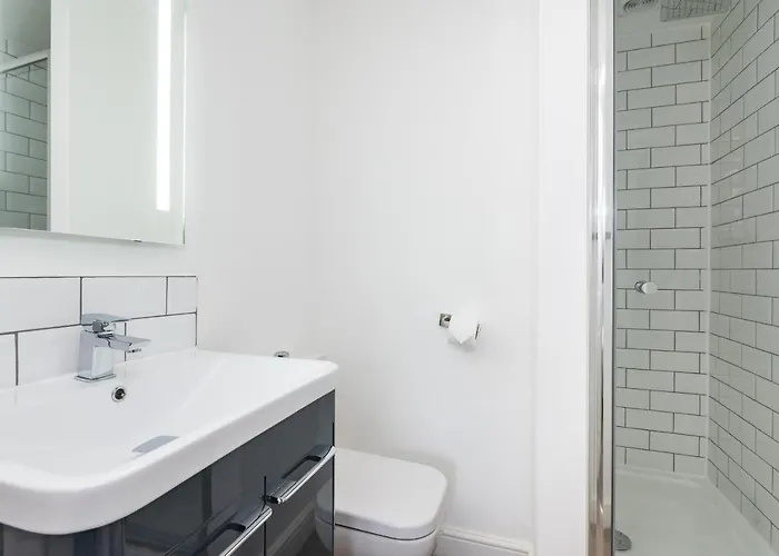 6 Longfield Terrace Elegant, Modern 5 Bed House With Free Parking Pass The Keys * York